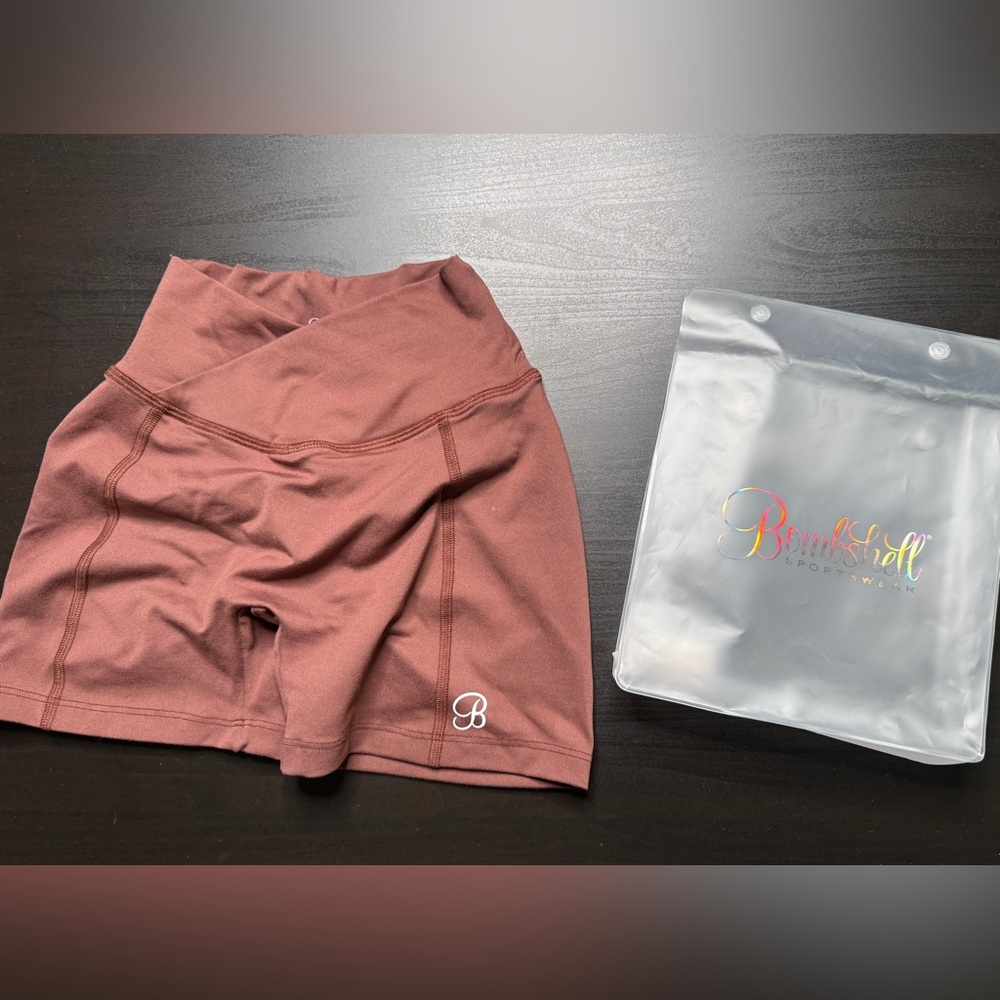 Bombshell Tiny Waist shorts - color Chocolate - Size Small